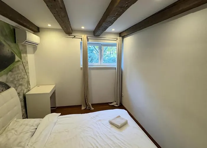 Seaside Zitta Apartment & Pickeball Court