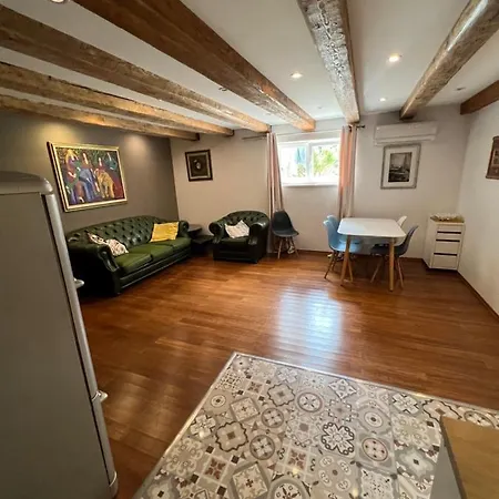 Διαμέρισμα Seaside Zitta